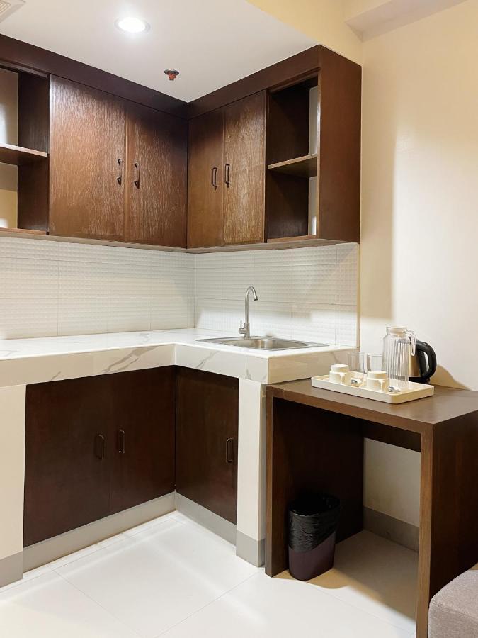 Airo Suites Makati Pasay Kültér fotó