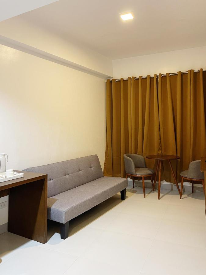 Airo Suites Makati Pasay Kültér fotó