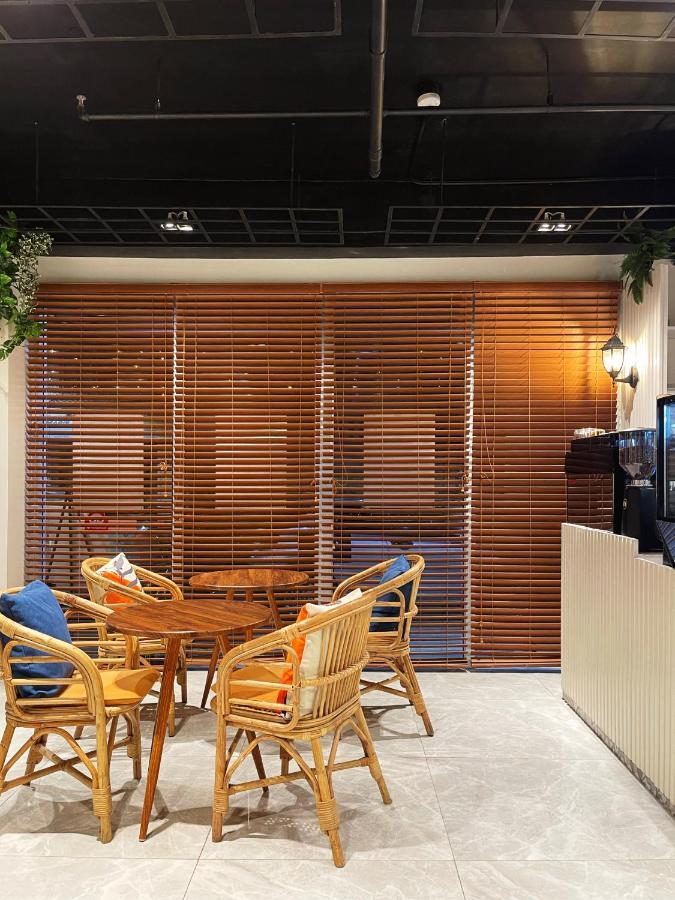 Airo Suites Makati Pasay Kültér fotó